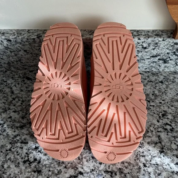 UGG GoldenGlow Slide Sun Pink Womens 8 - Picture 6 of 8